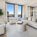 Rent 3 bedroom apartment in Manhattan