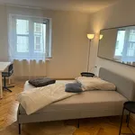 Rent 5 bedroom apartment of 100 m² in München