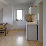 Rent 1 bedroom apartment of 36 m² in Dusseldorf