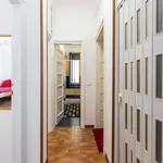 Rent 2 bedroom apartment in Milan