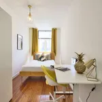 Rent a room in lisbon