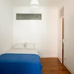 Rent 4 bedroom apartment in Lisbon