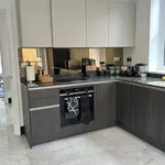 Rent 3 bedroom flat in South East England