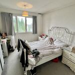 Rent 3 bedroom house in South East England