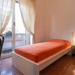 Rent a room in milan