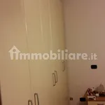 Affitto 4 camera appartamento di 115 m² in Cassino