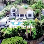 Rent 4 bedroom house of 1050 m² in Marbella