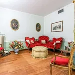 Rent 1 bedroom apartment of 70 m² in milan