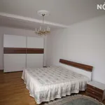 Pronajměte si 3 ložnic/e byt o rozloze 126 m² v Karlovy Vary