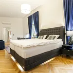 Rent 4 bedroom apartment of 280 m² in Prague