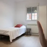 Rent a room of 71 m² in madrid