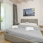 Rent 3 bedroom house of 104 m² in Sirmione