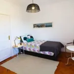 Rent 6 bedroom apartment in Lisbon