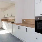 Huur 4 slaapkamer huis van 450 m² in Liège