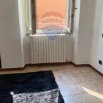 Rent 2 bedroom apartment of 70 m² in Brivio