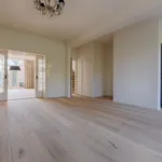 Huur 5 slaapkamer appartement van 175 m² in Bezuidenhout-Oost