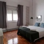 Rent a room in lisbon