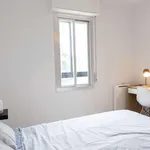 Rent a room of 99 m² in madrid