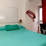 Rent 6 bedroom apartment in Granada