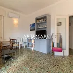 Rent 6 bedroom house of 110 m² in Pietrasanta