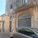 Affitto 2 camera appartamento di 90 m² in Acireale