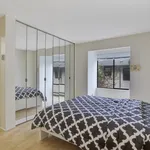 Appartement de 828 m² avec 3 chambre(s) en location à Vancouver