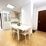 Rent a room of 110 m² in Valencia