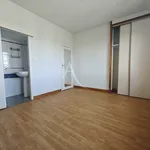 Appartement de 27 m² avec 2 chambre(s) en location à Cholet