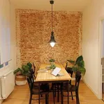 Rent a room of 1000 m² in madrid