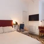 Rent 1 bedroom apartment of 25 m² in Granada']