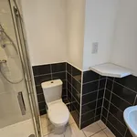 Rent 4 bedroom flat in East Midlands