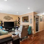 Rent 3 bedroom house in Queens