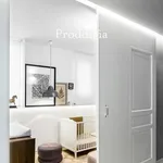 Rent 4 bedroom apartment of 140 m² in Barcelona