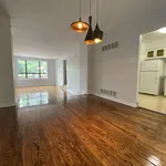 Appartement de 2034 m² avec 3 chambre(s) en location à Toronto