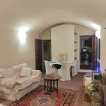 Rent 1 bedroom apartment of 70 m² in florence