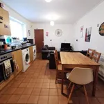 Rent 5 bedroom apartment in Wales