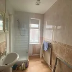 Rent 6 bedroom house in East Midlands