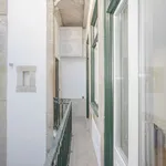 Rent 1 bedroom apartment of 52 m² in Porto