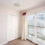 Rent 3 bedroom apartment in Edinburgh