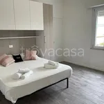 Affitto 3 camera casa di 120 m² in Desenzano del Garda