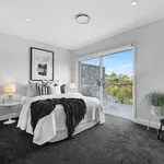 Rent 3 bedroom apartment in Wollongong