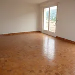 Appartement de 89 m² avec 4 chambre(s) en location à Vals-les-Bains