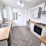 Rent 3 bedroom flat in Caerphilly