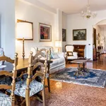 Rent 3 bedroom apartment of 132 m² in Roma