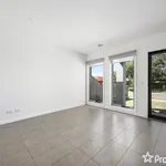 Rent 3 bedroom house in  Deer Park VIC 3023                        