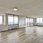 Rent 3 bedroom apartment in Jersey City