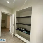 Rent 2 bedroom apartment of 60 m² in Genoa