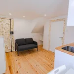 Rent 1 bedroom apartment in Lisbon