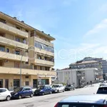 Rent 6 bedroom apartment of 98 m² in Vasto