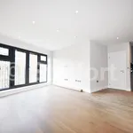 Rent 2 bedroom flat of 63 m² in London